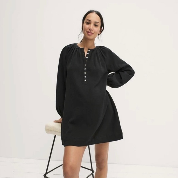 Hatch Dresses & Skirts - Hatch The Katia Dress size 2 color black